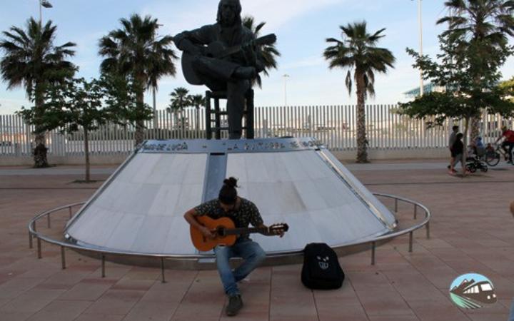 estatua-paco-lucia