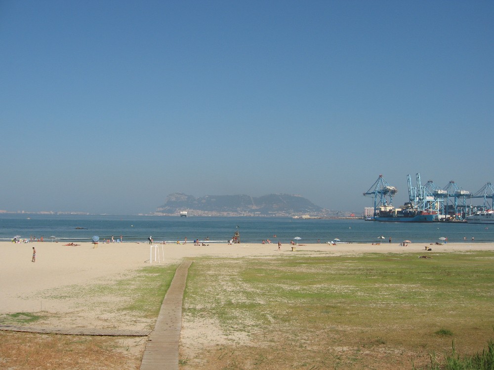 CA-64_La_Concha_01